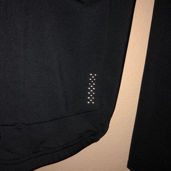 Bontrager Cycling Jacket - Picture 9 of 10